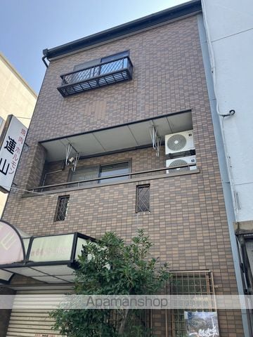 秋田ビルの外観写真