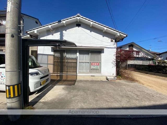 山本貸家の外観写真
