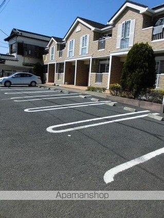 フレッサ　Ⅰ[2DK/44.82m2]の駐車場