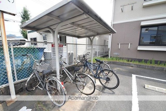 第一ハイネスの玄関写真