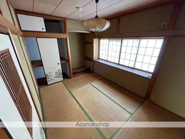 近鉄京都線 伊勢田駅 徒歩3分 2階建 築43年の内装写真