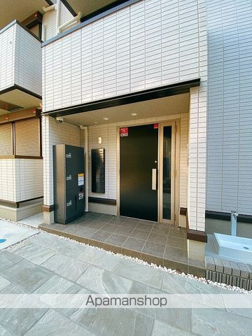 アーバンヘブンの玄関写真