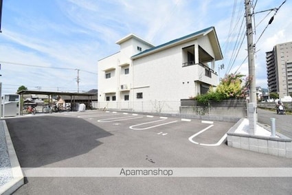 香川県丸亀市新浜町１丁目[2LDK/50.41m2]の駐車場1