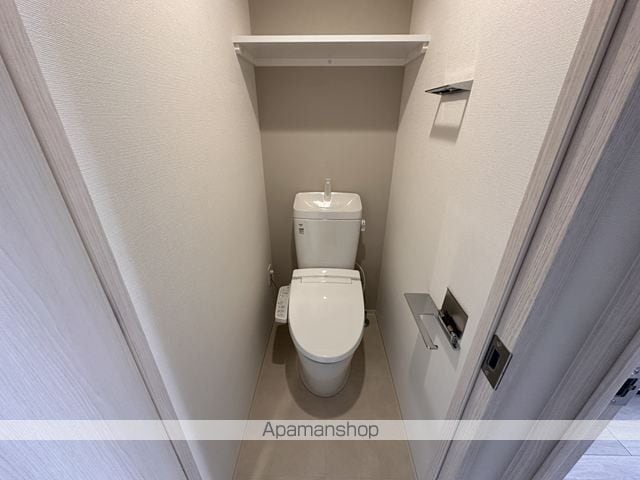 コンフォリア・リヴ淡路の内装写真