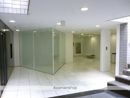 グランカーサ六本木[1R/66.34m2]のロビー2