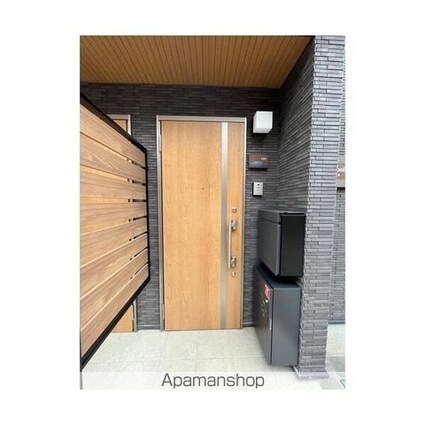 Ｇｒａｎｄ　Ｅｓｐｏｉｒ[1LDK/45.95m2]のエントランス2