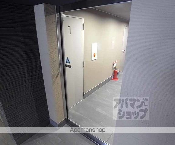 STANDZ今出川通の内装写真