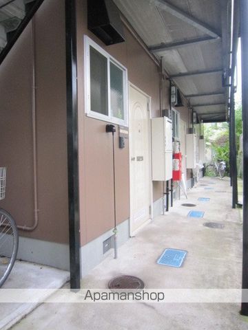 アビタシオンKの玄関写真