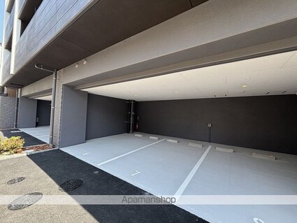 愛知県名古屋市北区大曽根４丁目[1K/21.83m2]の駐車場