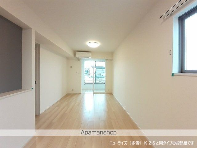 CONSTELLATIONの内装写真