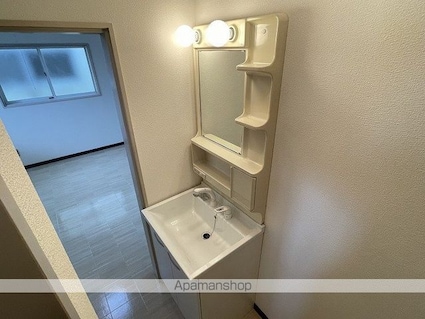 コーポマキＢ棟[2DK/41m2]の洗面所