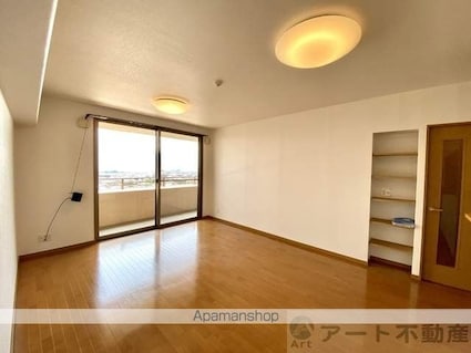 レベウェル三愛[3LDK/75.98m2]のリビング・居間