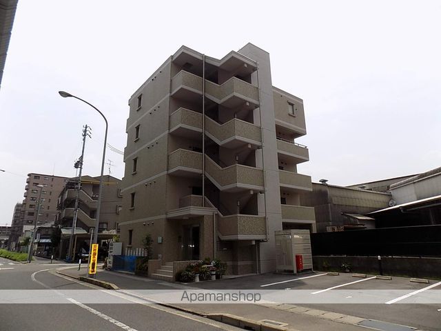 地下鉄鶴舞線 上小田井駅 徒歩3分 5階建 築17年の外観写真