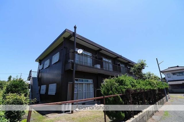 クローバーの外観写真