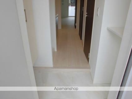 ＰＬＵＭ　ＶＩＬＬＡＧＥ[1K/28.72m2]の玄関