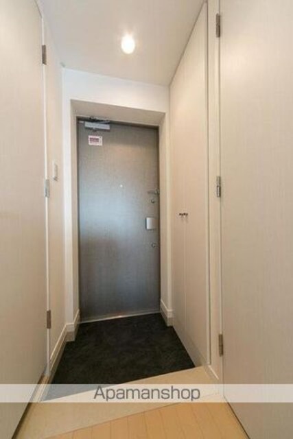 エスパローマ目白[1K/21.24m2]の玄関