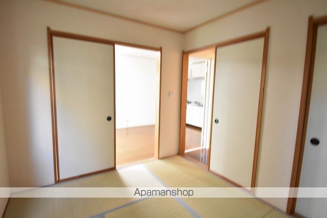 サンフォレスト上杉A棟の内装写真