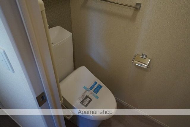 サンプラス[2LDK/55.28m2]のトイレ