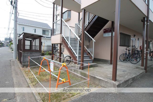 オークスパピリオンの玄関写真