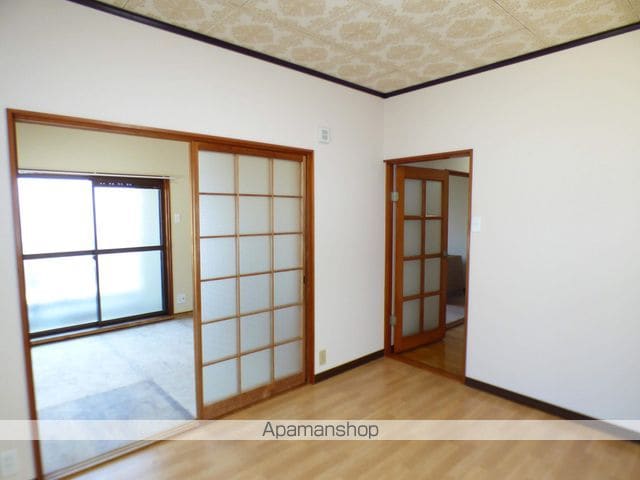 新屋敷ハイツの内装写真