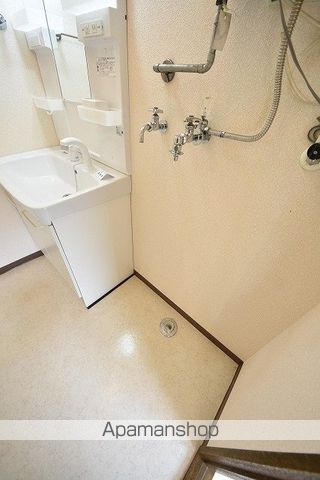クリムゾン27の内装写真