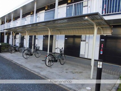 レオパレスリベェールＳＯＧＡ[1K/23.18m2]の駐車場