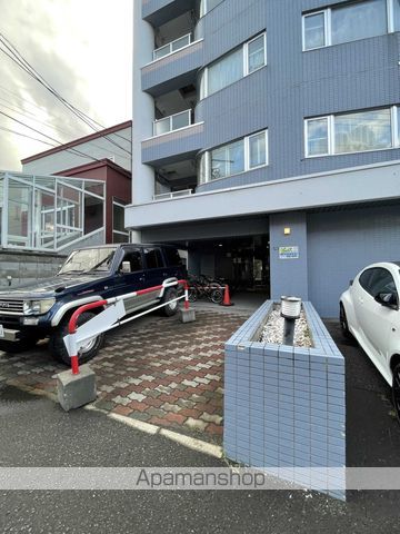 グレイス大谷地の玄関写真