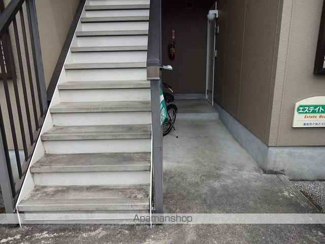 エステイトハイツの玄関写真
