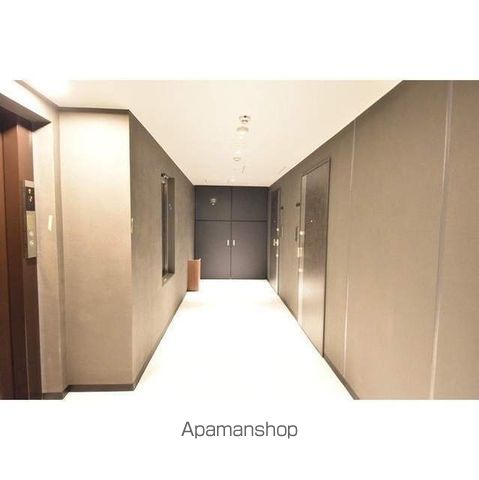 GRAN PASEO新大塚の玄関写真