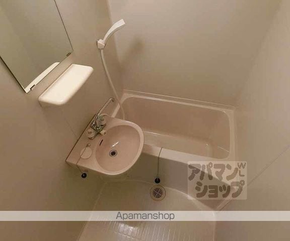 バインオークNICの内装写真