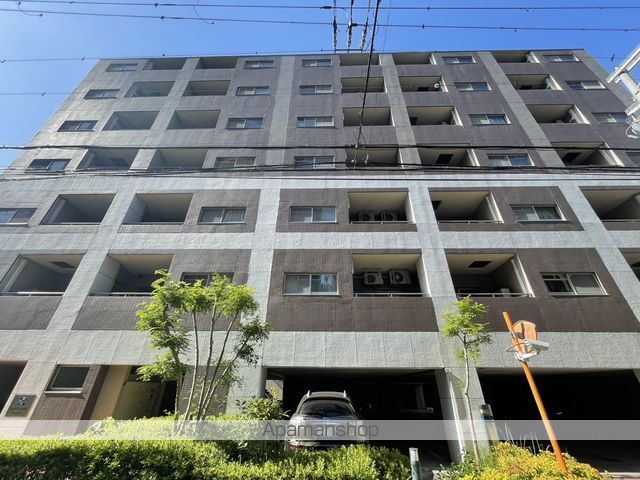 CASSIA江坂の外観写真