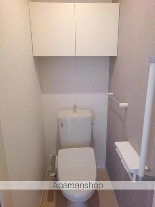 香川県丸亀市土器町西３丁目[1LDK/50.05m2]のトイレ