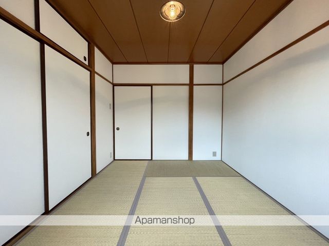 ハイツジュエリーの内装写真