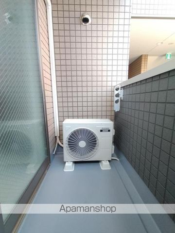 I MAISON RHODONの内装写真