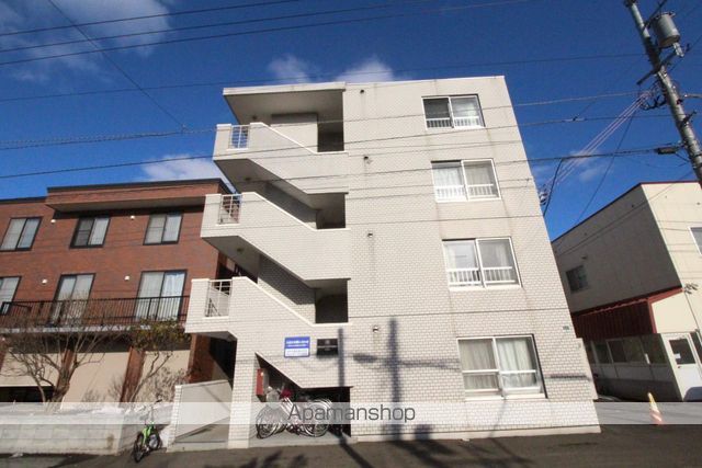 ビッグバーンズマンションN23の外観写真