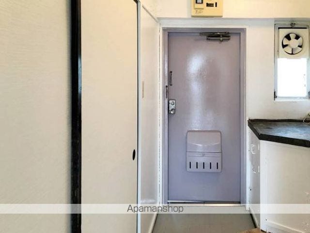 ビレッジハウス小中台2号棟の内装写真