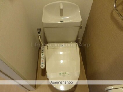 メイプルヴィラ[1LDK/44.76m2]のトイレ