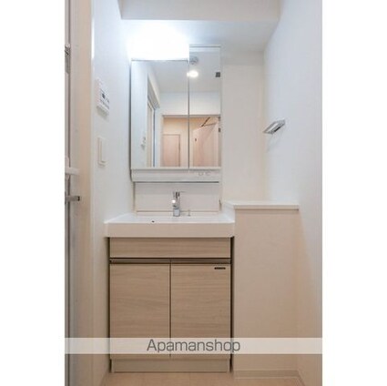 コンフォリア・リヴ豊洲キャナル[1LDK/34.92m2]の洗面所