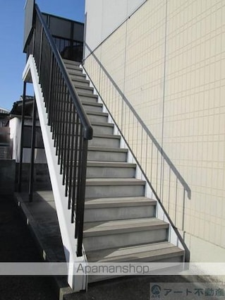 セフィラ北斉院　Ｂ棟[2DK/40.54m2]のエントランス2