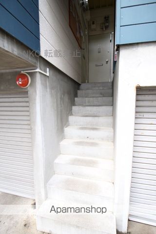 キラメック元町東1号館の玄関写真