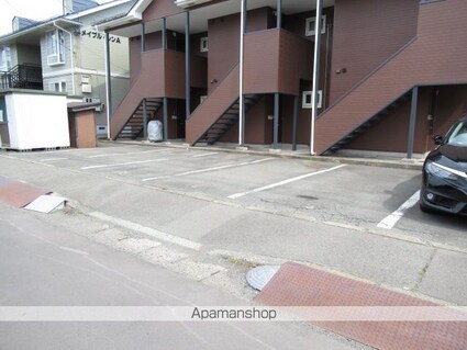 パレスプリーマＣ[1LDK/43.47m2]の駐車場2