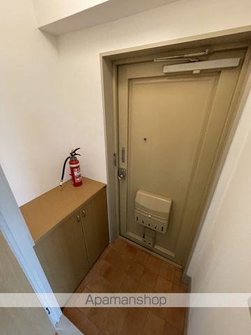 コルミー本郷の内装写真