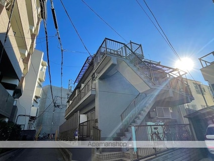 三軒茶屋マンション[1K/28m2]の外観2