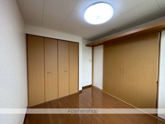 富良野線 神楽岡駅 徒歩30分 2階建 築24年の内装写真