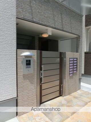 和歌山県和歌山市新通３丁目[1K/30m2]のエントランス