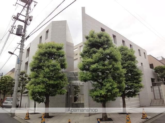 ライブリーコートの玄関写真