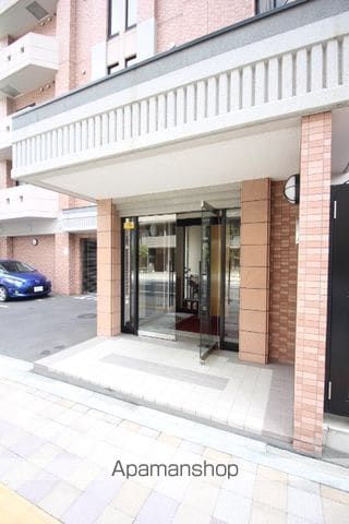 ラプラス裏参道の玄関写真