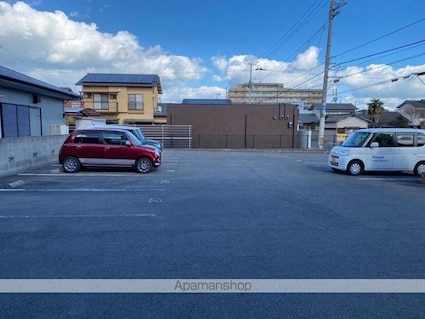 ユーミー伏石Ⅱ[1LDK/45m2]の駐車場