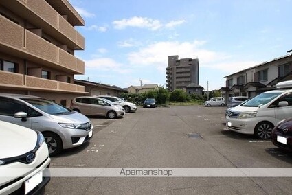 ホープＴＯＭＯⅡ[1K/31.57m2]の駐車場