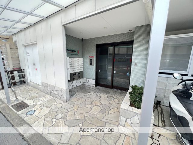 FUMOSE新石切の玄関写真